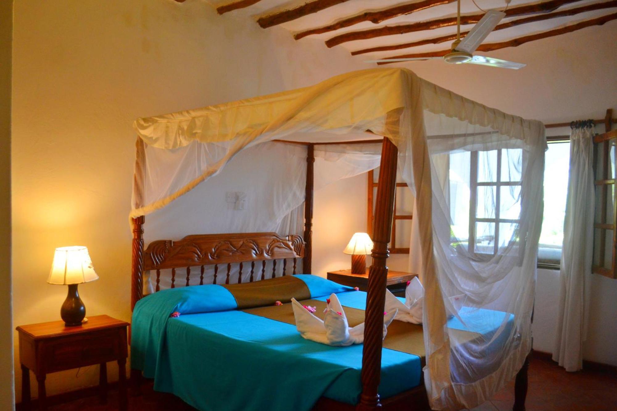 Aquarius Club Hotell Watamu Eksteriør bilde