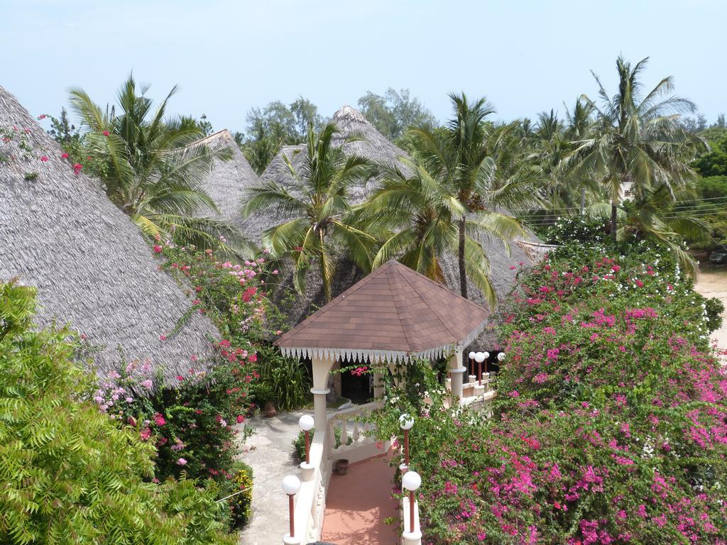 Aquarius Club Hotell Watamu Eksteriør bilde