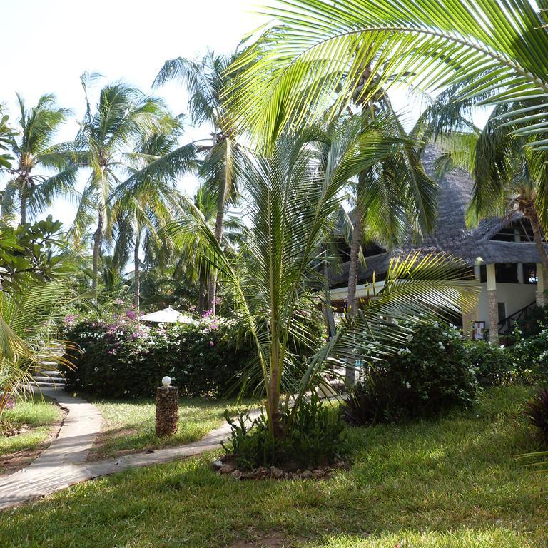 Aquarius Club Hotell Watamu Eksteriør bilde