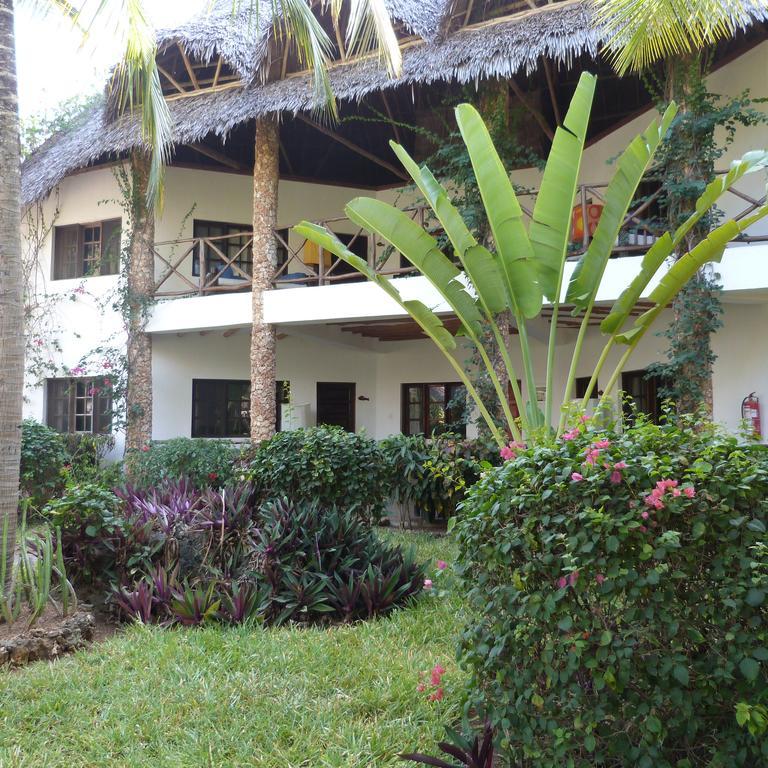 Aquarius Club Hotell Watamu Eksteriør bilde